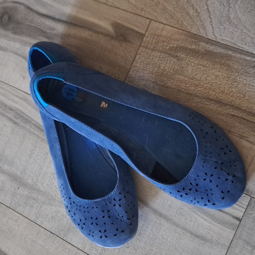 Blue Merrell Flats